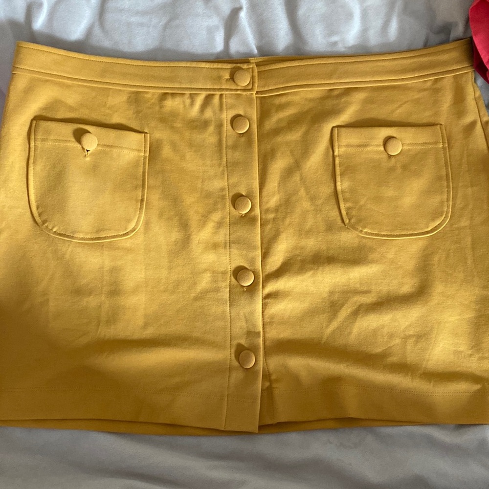 Gap Skirt!